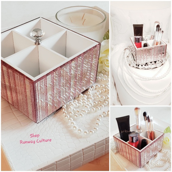 Pink bebe rotating mirrored storage organizer tray - Picture 5 of 7